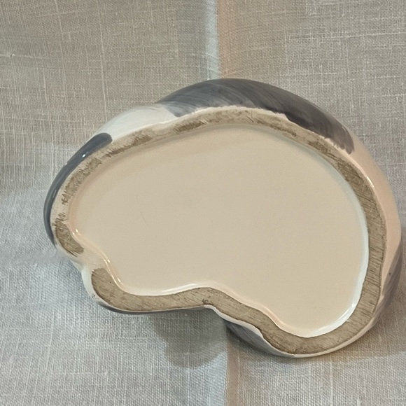 Adorable Vintage Green-Eyed Kitten Planter - Picture 3 of 7